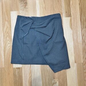Chic Plaid Skirt with Bow Detail